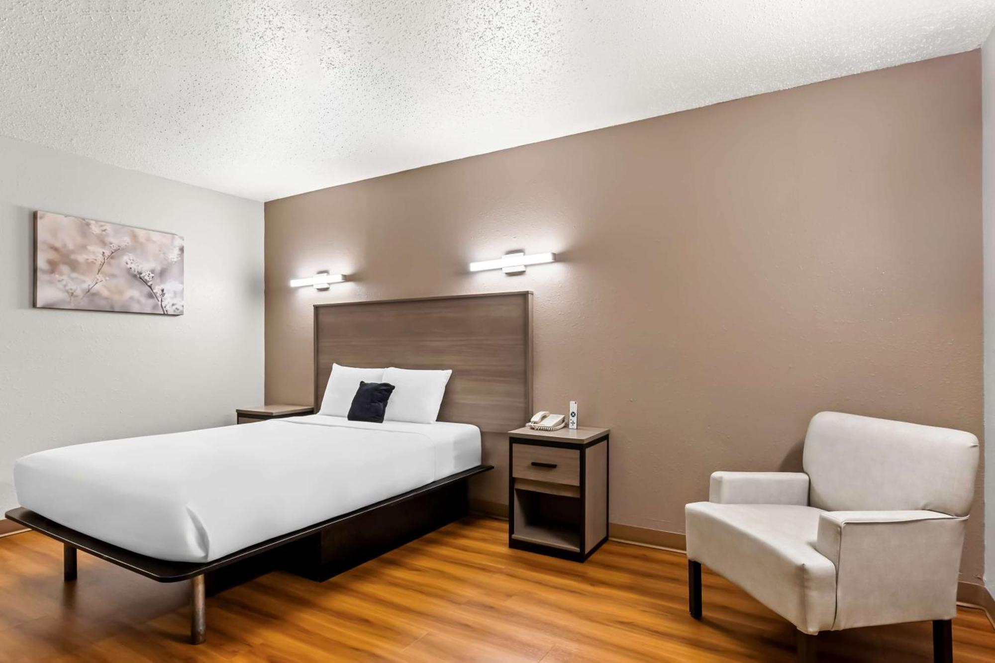Red Lion Inn & Suites Pontoon Beach المظهر الخارجي الصورة